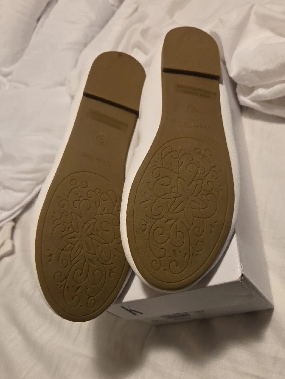 Dream Pairs classic white